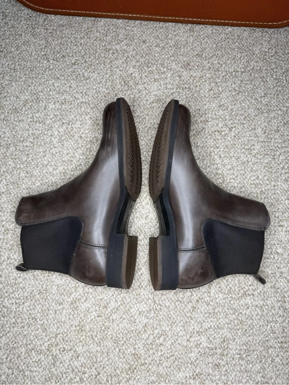 Ecco leather chelsea